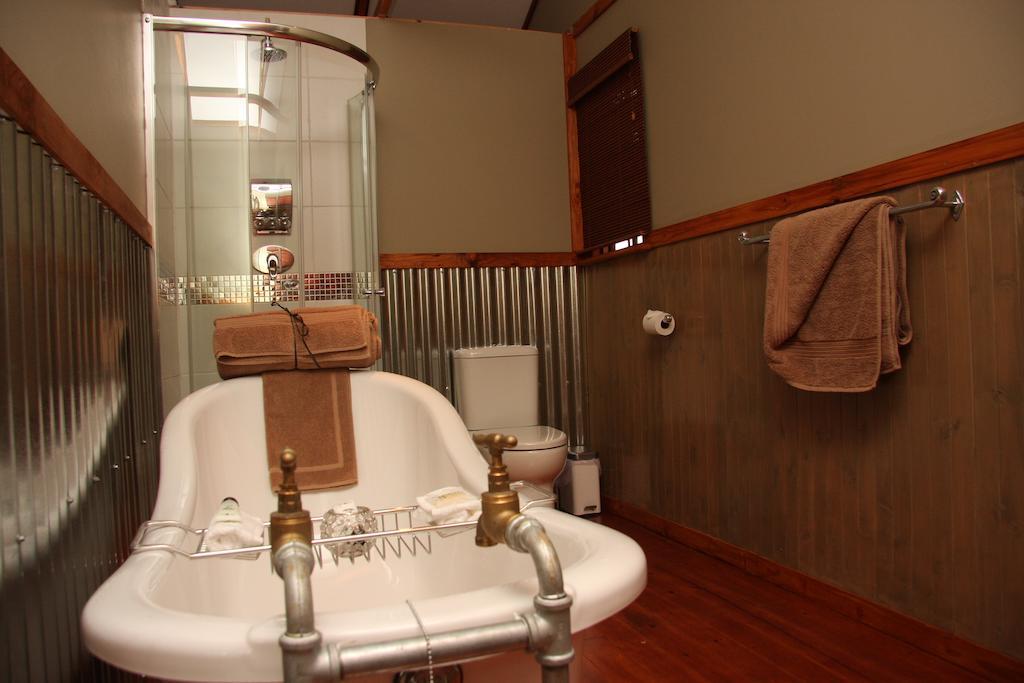 Guest house 5th Seasons *